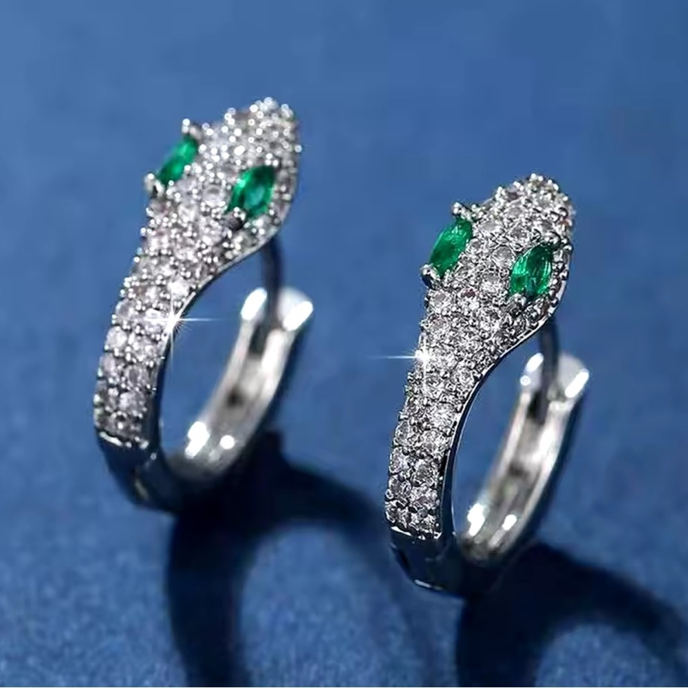Zircon Green Eye Snake Hoop Earring Delicate Crystal
